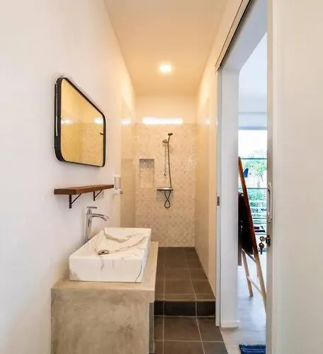 Modern 4bdr With Patio & Private Pool Berawa Villa *