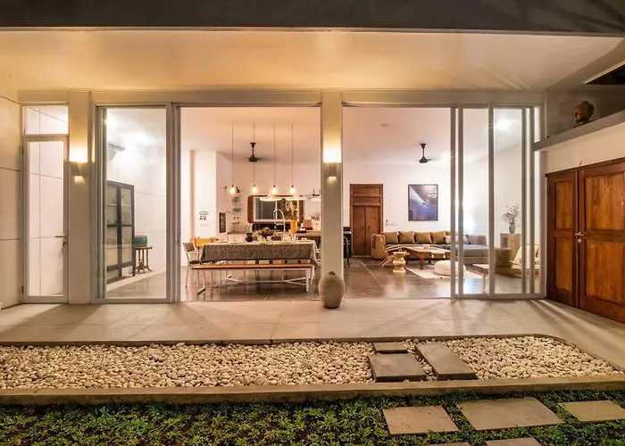 Modern 4bdr With Patio & Private Pool Berawa Villa *