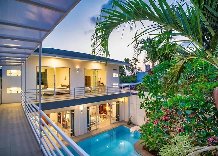 Modern 4bdr With Patio & Private Pool Berawa *