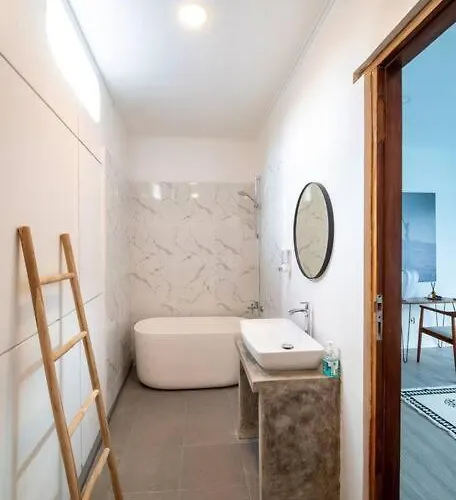 Modern 4bdr With Patio & Private Pool Berawa